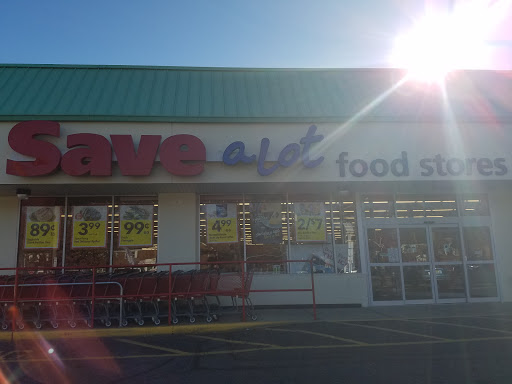 Grocery Store «Save-A-Lot», reviews and photos, 1600 E St Georges Ave, Linden, NJ 07036, USA
