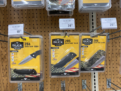 Sporting Goods Store «Academy Sports + Outdoors», reviews and photos, 1101 W Arbrook Blvd, Arlington, TX 76015, USA