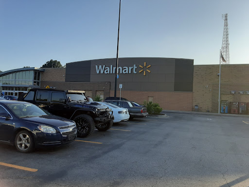 Department Store «Walmart Supercenter», reviews and photos, 3390 N Hwy 67, Florissant, MO 63033, USA