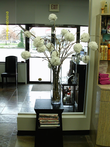 Hair Salon «Salon Gorgeous», reviews and photos, 5251 Commercial St SE, Salem, OR 97306, USA