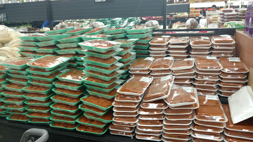 Supermarket «Compare Foods Supermarket», reviews and photos, 818 E Arrowood Rd, Charlotte, NC 28217, USA