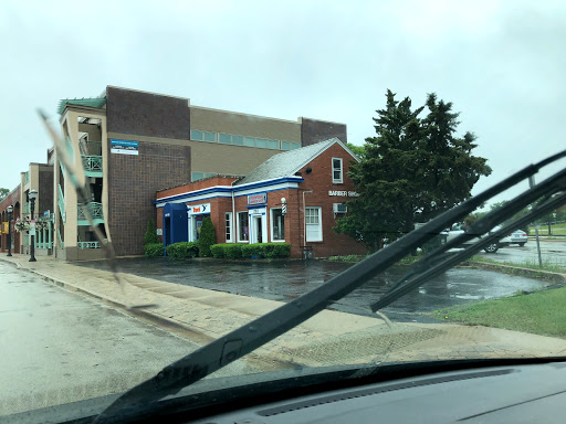 Barber Shop «Hometown Barber Shop», reviews and photos, 235 E Main St, Barrington, IL 60010, USA