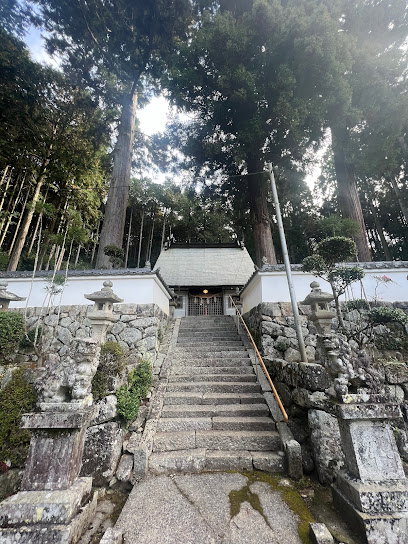 屋磨内神社