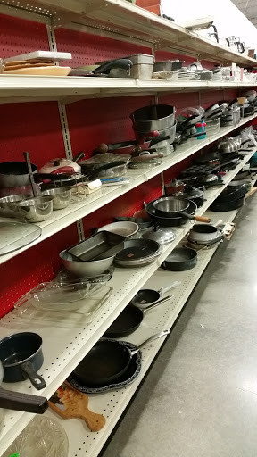 Thrift Store «The Salvation Army Family Store & Donation Center», reviews and photos