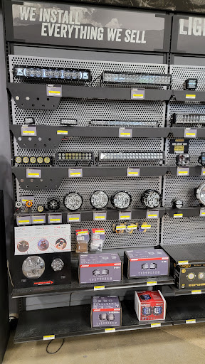 Truck Accessories Store «4 Wheel Parts - Plano», reviews and photos, 3001 E Plano Pkwy #400, Plano, TX 75074, USA