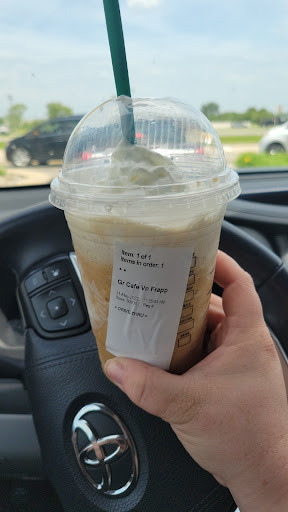 Coffee Shop «Starbucks», reviews and photos, 1700 Avenue of Mid-America, Effingham, IL 62401, USA