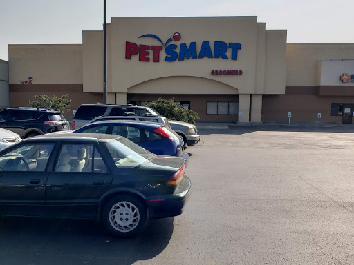 Pet Supply Store «PetSmart», reviews and photos, 13000 Aurora Ave N, Seattle, WA 98133, USA