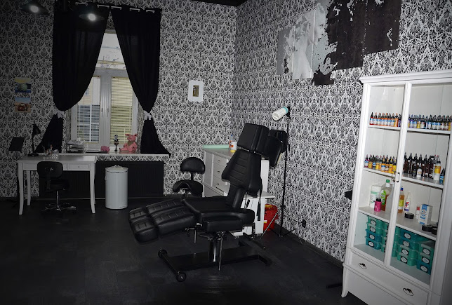 "Children Of The Grave" Studio Tatuażu - Studio tatuażu