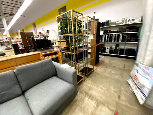 Thrift Store «Goodwill Central Texas - Oak Hill Store», reviews and photos