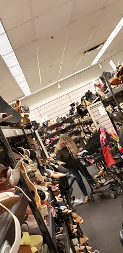 Department Store «Last Chance Clearance Store», reviews and photos, 1919 E Camelback Rd, Phoenix, AZ 85016, USA