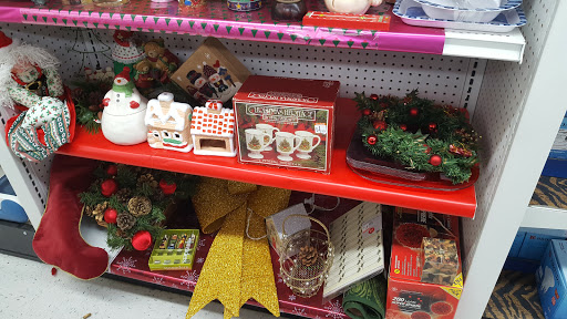 Thrift Store «Goodwill Store & Donation Center», reviews and photos, 1430 Garnet Ave, San Diego, CA 92109, USA