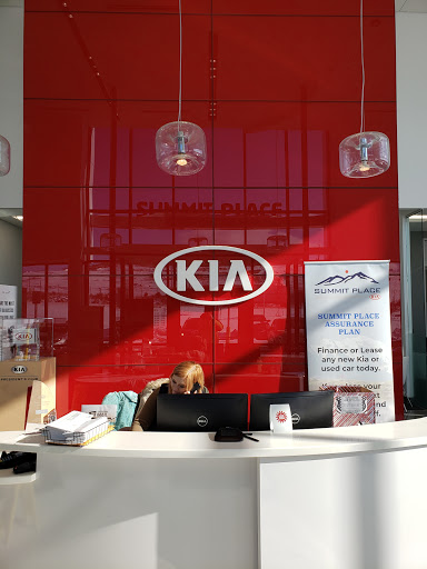 Car Dealer «Summit Place Kia», reviews and photos, 2200 Elizabeth Lake Rd, Waterford Twp, MI 48328, USA
