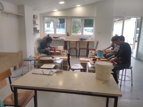 Cours de poterie Atelier Lm Céramique Lagnes