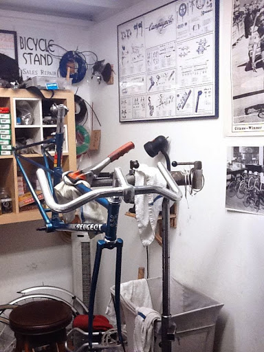 Bicycle Store «The Bicycle Stand», reviews and photos, 2740 E Broadway, Long Beach, CA 90803, USA