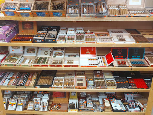 Tobacco Shop «Top 21 Tobacco Plus», reviews and photos, 3201 Brambleton Ave, Roanoke, VA 24018, USA