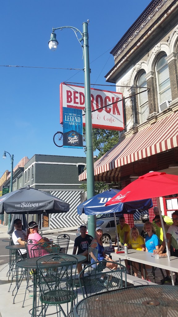 Bedrock Eats and Sweets 38103