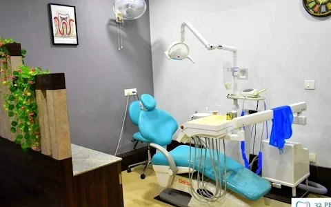 32 Pearls Dental Clinic and Implant Centre image