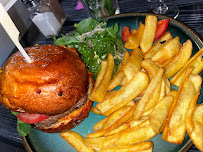 Hamburger du Le Naïo: Bar, Restaurant, Tapas,Glacier à Cassis - n°8