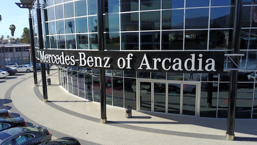 Mercedes Benz Dealer «Mercedes-Benz of Arcadia», reviews and photos, 101 N Santa Anita Ave, Arcadia, CA 91006, USA