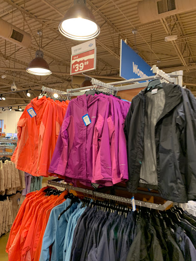 Clothing Store «Columbia Sportswear Outlet Store at Allen Premium Outlets», reviews and photos, 820 Stacy Rd #470, Allen, TX 75013, USA