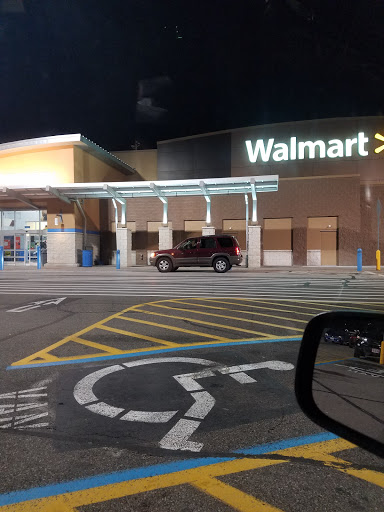 Department Store «Walmart Supercenter», reviews and photos, 4380 N Leavitt Rd, Lorain, OH 44053, USA