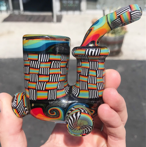 Tobacco Shop «Raspberry Roach Smoke Shop», reviews and photos, 17430 Beach Blvd, Huntington Beach, CA 92647, USA