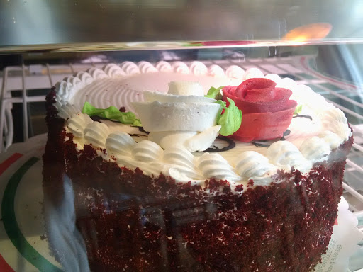 Shopping Mall «Crystal Springs Shopping Village», reviews and photos, 100 De Anza Blvd, San Mateo, CA 94402, USA