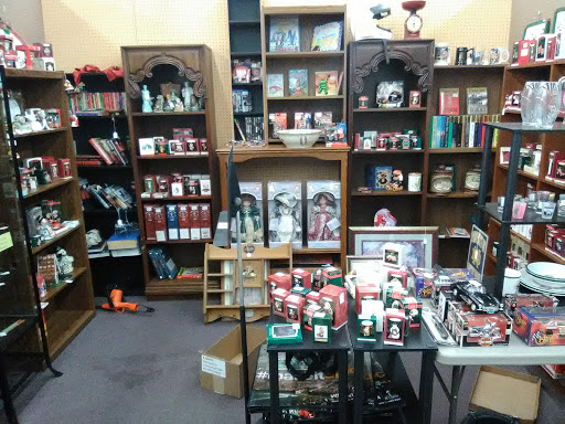 Shopping Mall «Brownsburg Shopping Center», reviews and photos, 908 E Main St, Brownsburg, IN 46112, USA