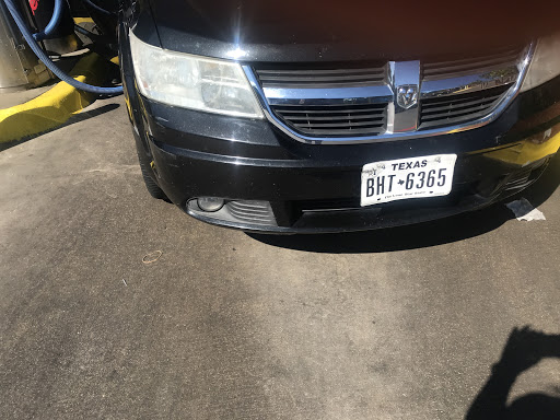 Car Wash «Carmel Car Wash», reviews and photos, 4915 Lemmon Ave, Dallas, TX 75209, USA