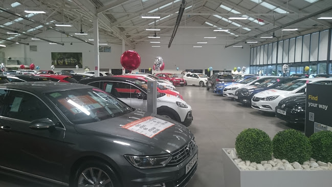 Reviews of Arnold Clark Stoke-on-Trent Motorstore in Stoke-on-Trent - Car dealer