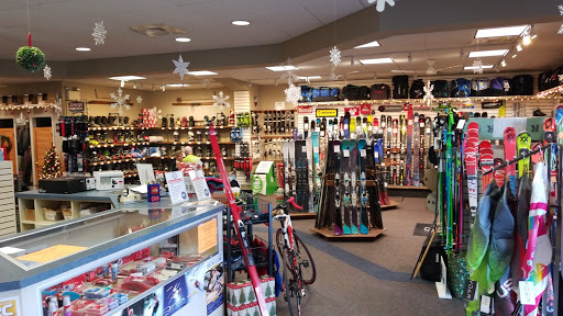 Sporting Goods Store «Mountainside Ski & Sports», reviews and photos, 5142 E Trindle Rd, Mechanicsburg, PA 17050, USA