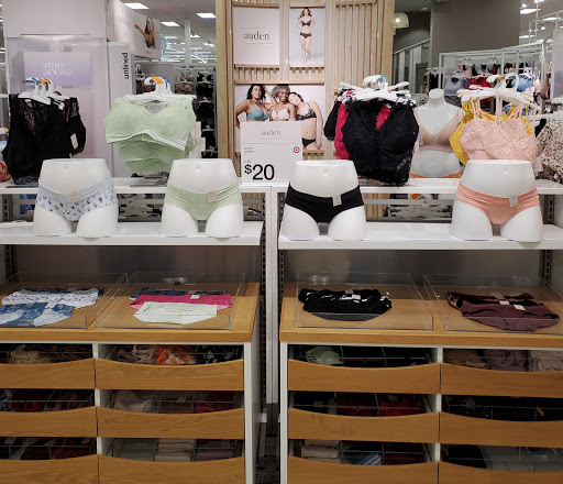 Department Store «Target», reviews and photos, 820 Oviedo Mall Boulevard, Oviedo, FL 32765, USA