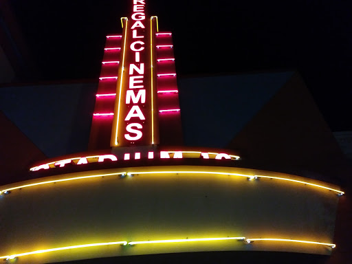 Movie Theater «Regal Cinemas Southpark Mall 16», reviews and photos, 300 Southpark Cir, Colonial Heights, VA 23834, USA