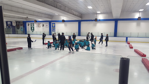 Shopping Mall «Vallco Shopping Mall», reviews and photos, 10123 N Wolfe Rd, Cupertino, CA 95014, USA