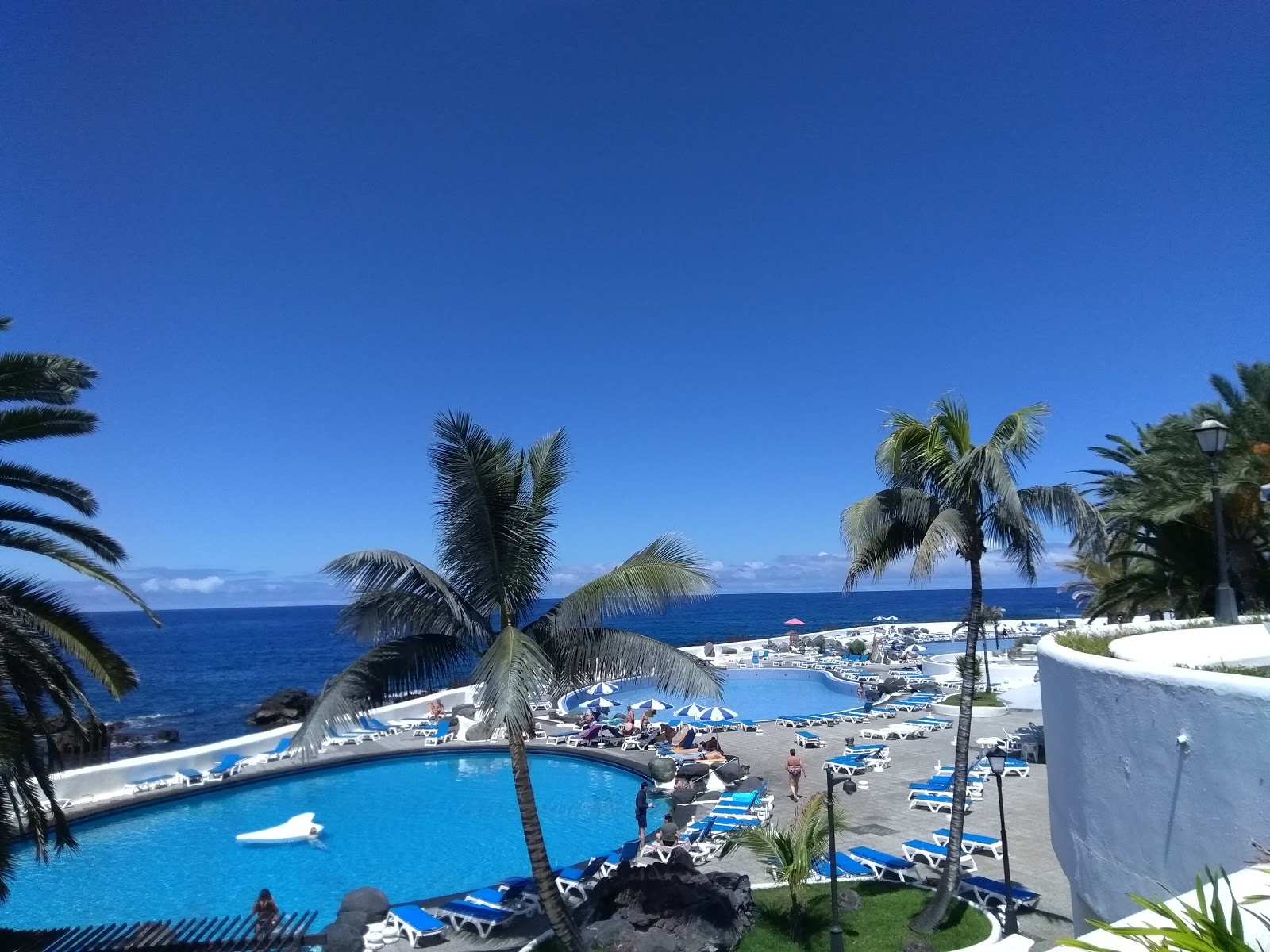 Foto van Playa de Martianez met hoog niveau van netheid