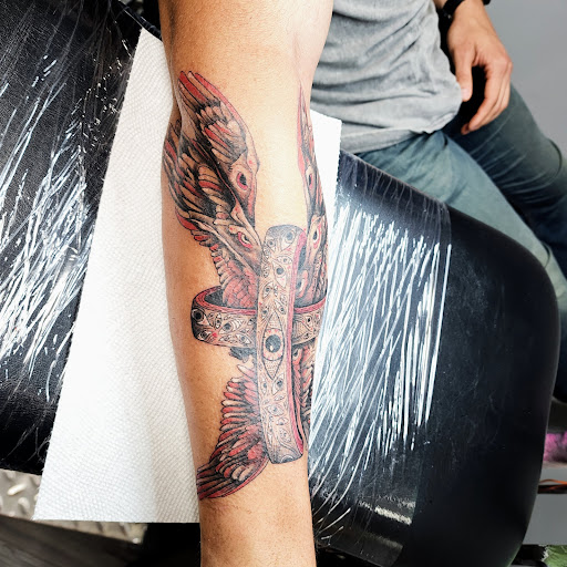 Explore small family tattoo ideas, creative tattoo ideas in Columbus, available at Broken Tarot Tattoo Parlour