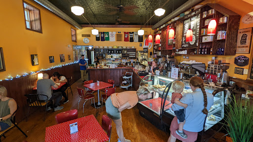 Vegetarian Restaurant «Longbranch Cafe and Bakery», reviews and photos, 100 E Jackson St, Carbondale, IL 62901, USA