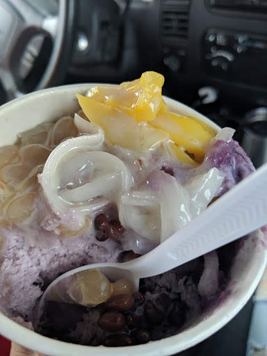 Restaurant «Vampire Penguin Eureka», reviews and photos, 3144 Broadway St, Eureka, CA 95501, USA