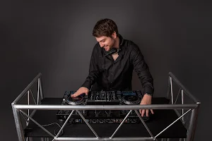 DJ Maximus image