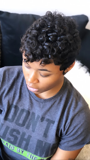 Beauty Salon «CHOP SHOP SALON», reviews and photos, 29827 W Nine Mile Rd, Farmington Hills, MI 48336, USA