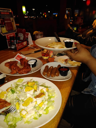 Shopping Mall «Coliseum Crossing Shopping Center», reviews and photos, 91 Coliseum Crossing, Hampton, VA 23666, USA