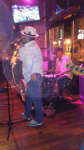 Piano Bar «526 Main Dueling Piano Bar», reviews and photos, 526 S Main St, Royal Oak, MI 48067, USA