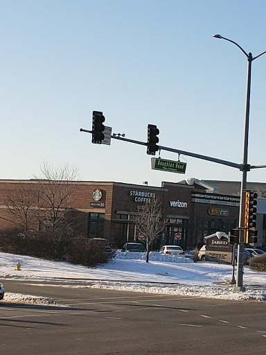Coffee Shop «Starbucks», reviews and photos, 699 E Boughton Rd, Bolingbrook, IL 60440, USA