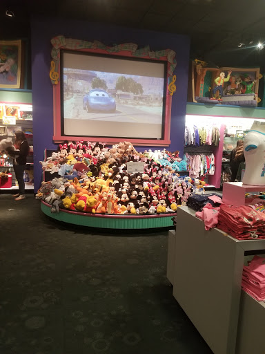 Toy Store «Disney Store», reviews and photos, 4125 S Cleveland Ave, Fort Myers, FL 33901, USA