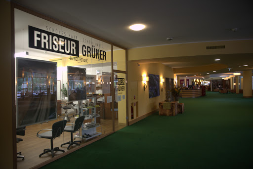 Friseur Grüner - im Kurzentrum In Umhausen