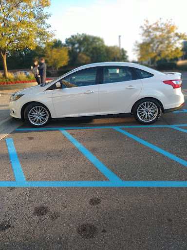 Used Car Dealer «CARite of Garden City», reviews and photos, 27777 Ford Rd, Garden City, MI 48135, USA