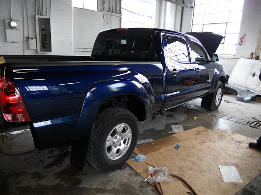 Auto Body Shop «ACP Auto Body Collision - Portland», reviews and photos, 10033 E Burnside St, Portland, OR 97216, USA