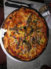 Pizza du Pizzeria Chez Nina Salin à Arles - n°6