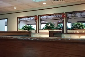 Lee's Chinese Restaurant image