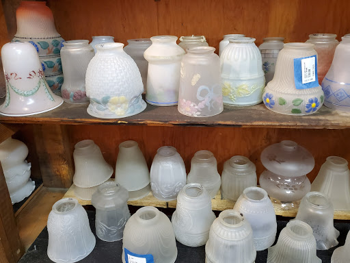 Architectural Salvage Store «Earthwise Architectural Salvage», reviews and photos, 628 E 60th St, Tacoma, WA 98404, USA